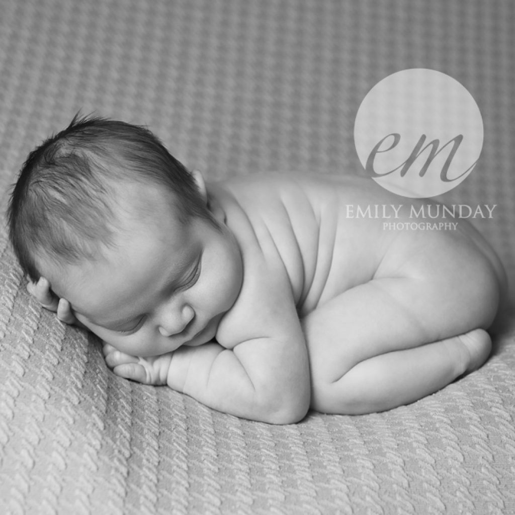 studio support a local business plymouth devon torpoint Ivybridge [hotos newborn baby photography photographer pictures Emily Munday Photographer black and white