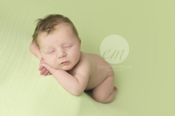 How to prepare for your newborn studio session in Plymouth